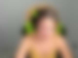 EllieCloudie's Live Sex Cam Show