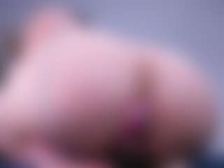 EvaApple's Live Sex Cam Show