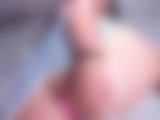 Live cam show with EvaApple - Rubia on Camsoda