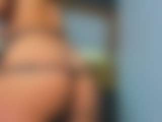 Live cam show with KayaLeroy - New Squirt on Camsoda