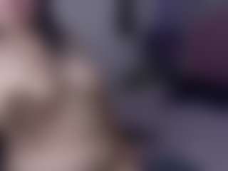 LiaRosee21's Live Sex Cam Show