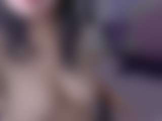 LiaRosee21's Live Sex Cam Show