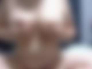 LiaRosee21's Live Sex Cam Show