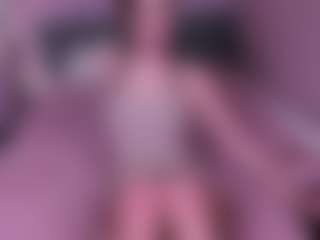 tease-me-giaa's Live Sex Cam Show