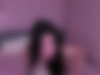 Live cam show with tease-me-giaa - Brown Hair Petite on Camsoda
