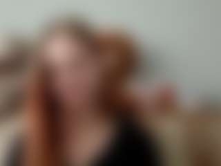 Live cam show with WillaVanbuskirk - New Brown Eyes on Cam Slut