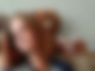 Live cam show with WillaVanbuskirk - Petite Teen (18+) on SpankPalCams