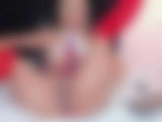 Live cam show with alana-glow - Blonde Hair on https://playwithruby.com