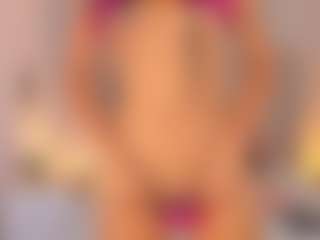 Show de cam en vivo con Ariana Foxy - Lovense Petite en Camsoda