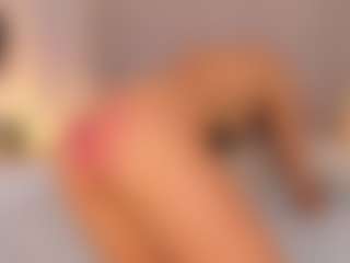 Live cam show with Ariana Foxy - Asian Mature on madthumbs