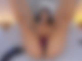 Ariana Foxy's Live Sex Cam Show
