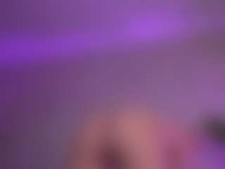 Lolajunee's Live Sex Cam Show
