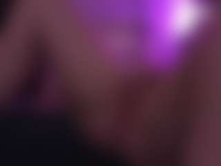 Live cam show with Lolajunee - New Spank on Soda Cam