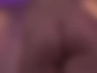 Live cam show with Lolajunee - New Big Ass on Soda Cam