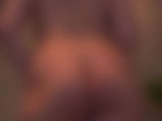 Live cam show with Lolajunee - New Shaved Pussy on Camsoda