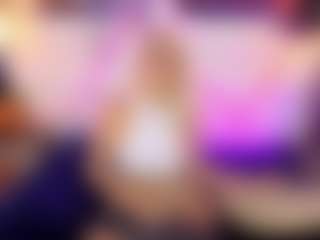 Skylerrosee's Live Sex Cam Show