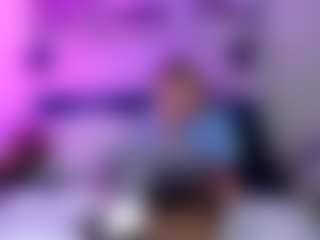 Val Dodds's Live Sex Cam Show
