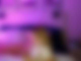 Val Dodds's Live Sex Cam Show