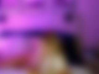 Val Dodds's Live Sex Cam Show