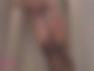 Live cam show with MeganLustTS - Lean on Camsoda