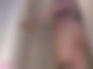 Live cam show with MeganLustTS - Orgasm on CamClone