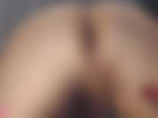Live cam show with MeganLustTS - Orgasm on CSO-WL