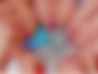 SSWEETSIINNN18's Live Sex Cam Show