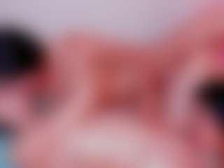 SSWEETSIINNN18's Live Sex Cam Show