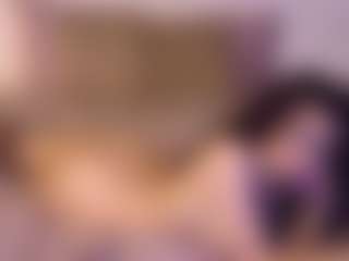 KinsieBoo's Live Sex Cam Show