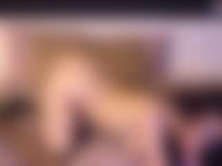 KinsieBoo's Live Sex Cam Show