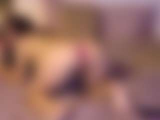 KinsieBoo's Live Sex Cam Show