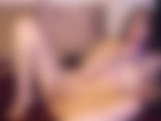 KinsieBoo's Live Sex Cam Show