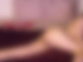 KinsieBoo's Live Sex Cam Show