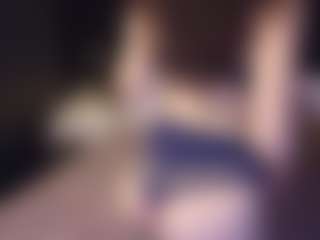 KinsieBoo's Live Sex Cam Show
