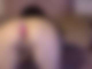 Live cam show with KinsieBoo - Big Tits Blowjob on Camsoda