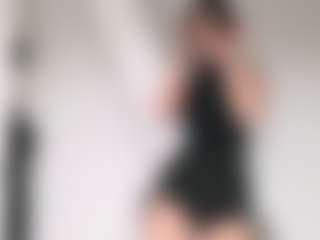 Live cam show with MaiaWesselman - Oil on fapnchat