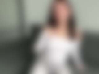 Live cam show with Hanna - Biracial on CamClone