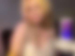 Mia's Live Sex Cam Show
