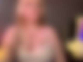Mia's Live Sex Cam Show