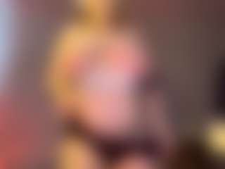 Mia's Live Sex Cam Show