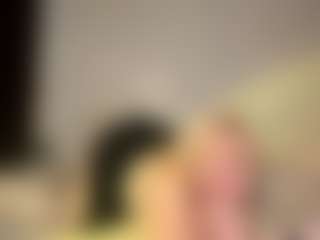 Mia's Live Sex Cam Show