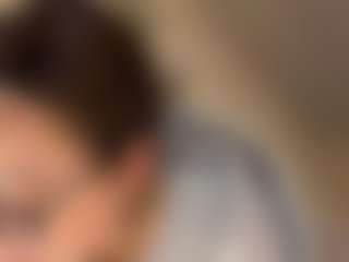 Live cam show with Elizabeth - Striptease Teen (18+) on Gym Cam Girls