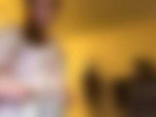 Live cam show with TessieKalkwarf - Blonde Hair Petite on Taboo Cams XXX