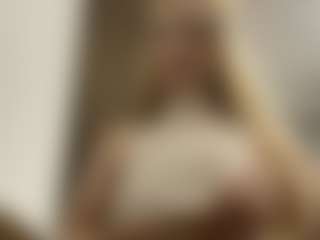 Live cam show with TonjaLegan - Control on Camsoda