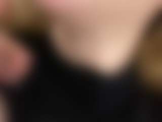 Live cam show with TonjaLegan - Facial on Camsoda