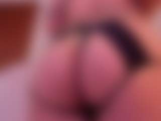 darianys-mml's Live Sex Cam Show