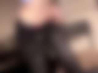 LadonnaDubyk's Live Sex Cam Show