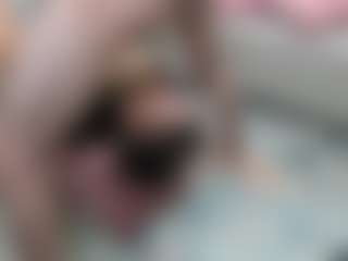 Raw-Luna's Live Sex Cam Show