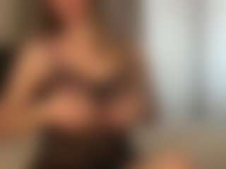 itsmadisonrose's Live Sex Cam Show