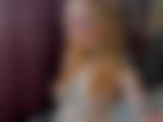 Live cam show with Lil1y-Moore - Green Eyes on Cam Slut